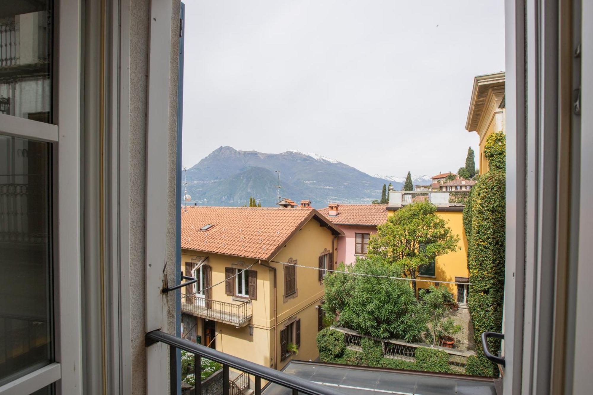 Albergo Del Sole Varenna Exterior photo