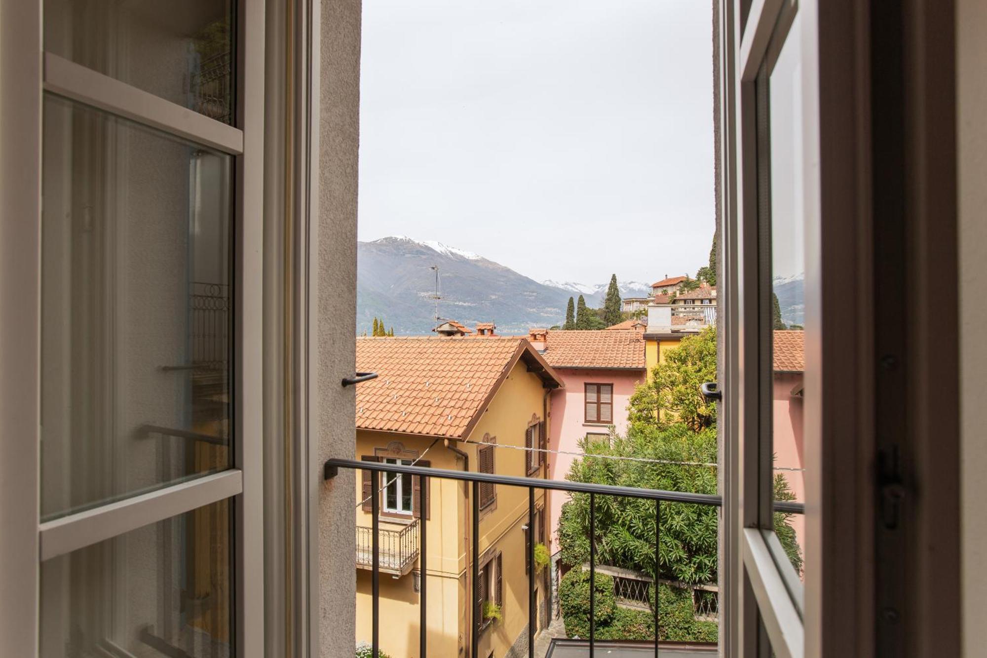 Albergo Del Sole Varenna Exterior photo